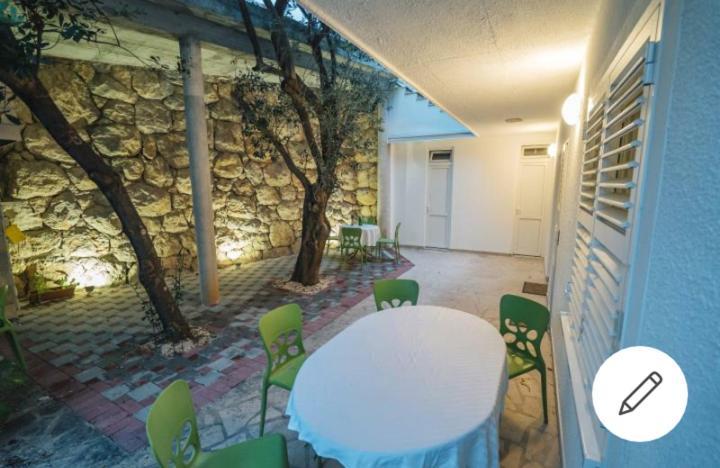 Superior Apt, 4 Rooms, 4 Bathrooms Promajna Exterior photo